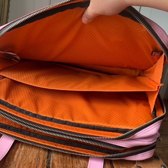 Mckleins Leather pink laptop bag - Picture 4 of 8